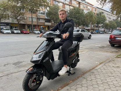Volt Hero Električni Skuter