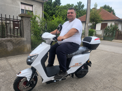 Volt Hero Električni Skuter